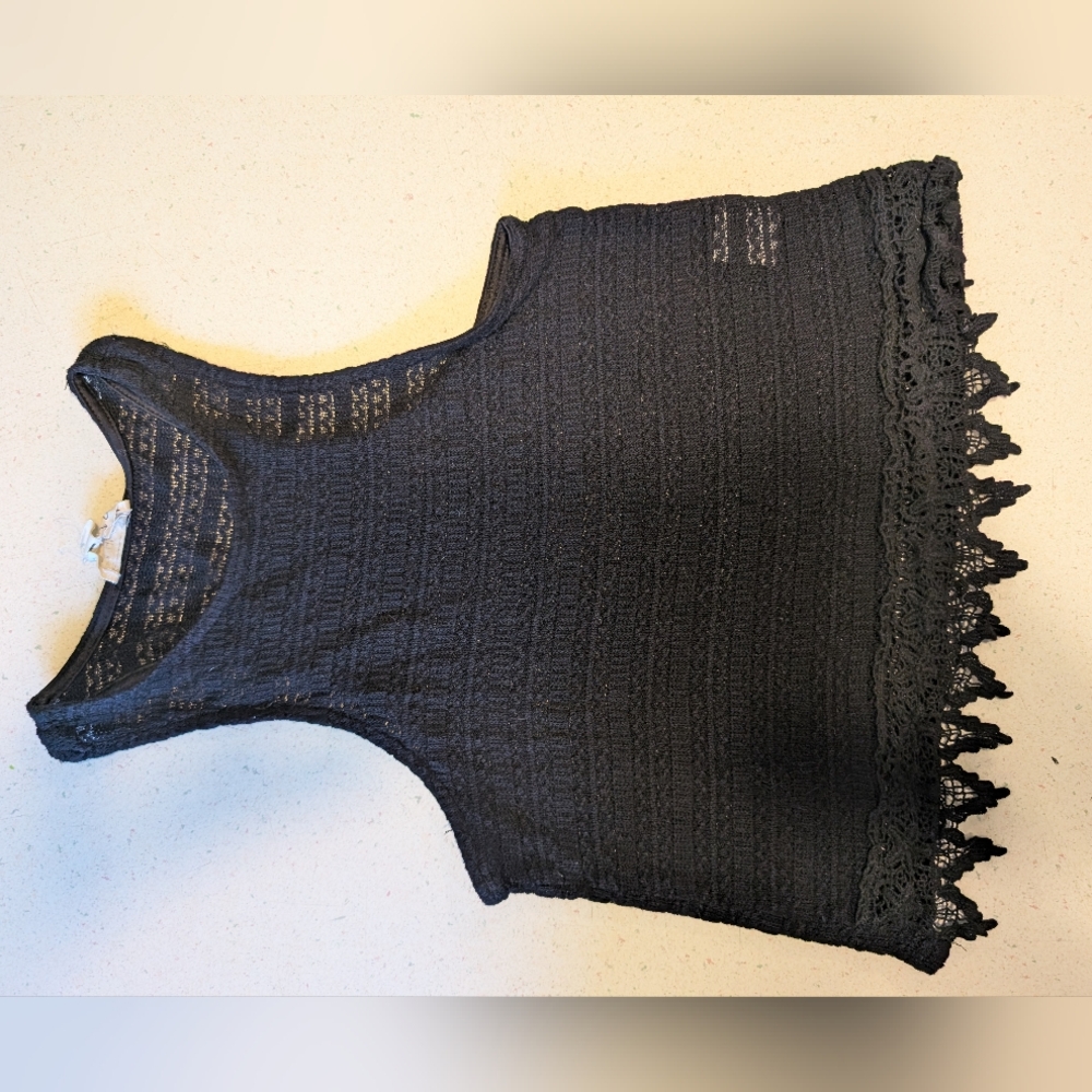 La Hearts Black Textured Tank Top